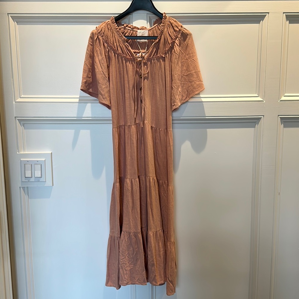 The Lullaby Club Maxi Dress in Rust